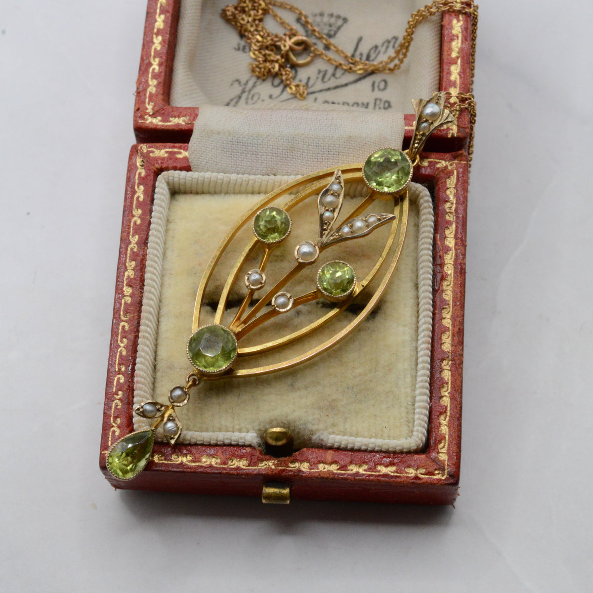 Large Antique Edwardian 9ct Gold Peridot & Pearl Pendant Necklace (16")