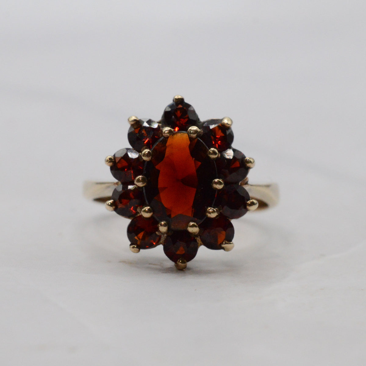 1980s Vintage 9ct Gold Garnet Cluster Ring