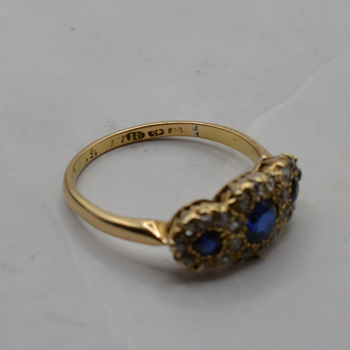 1906 Edwardian Antique 18ct Gold Sapphire & Diamond Trilogy Cluster Ring