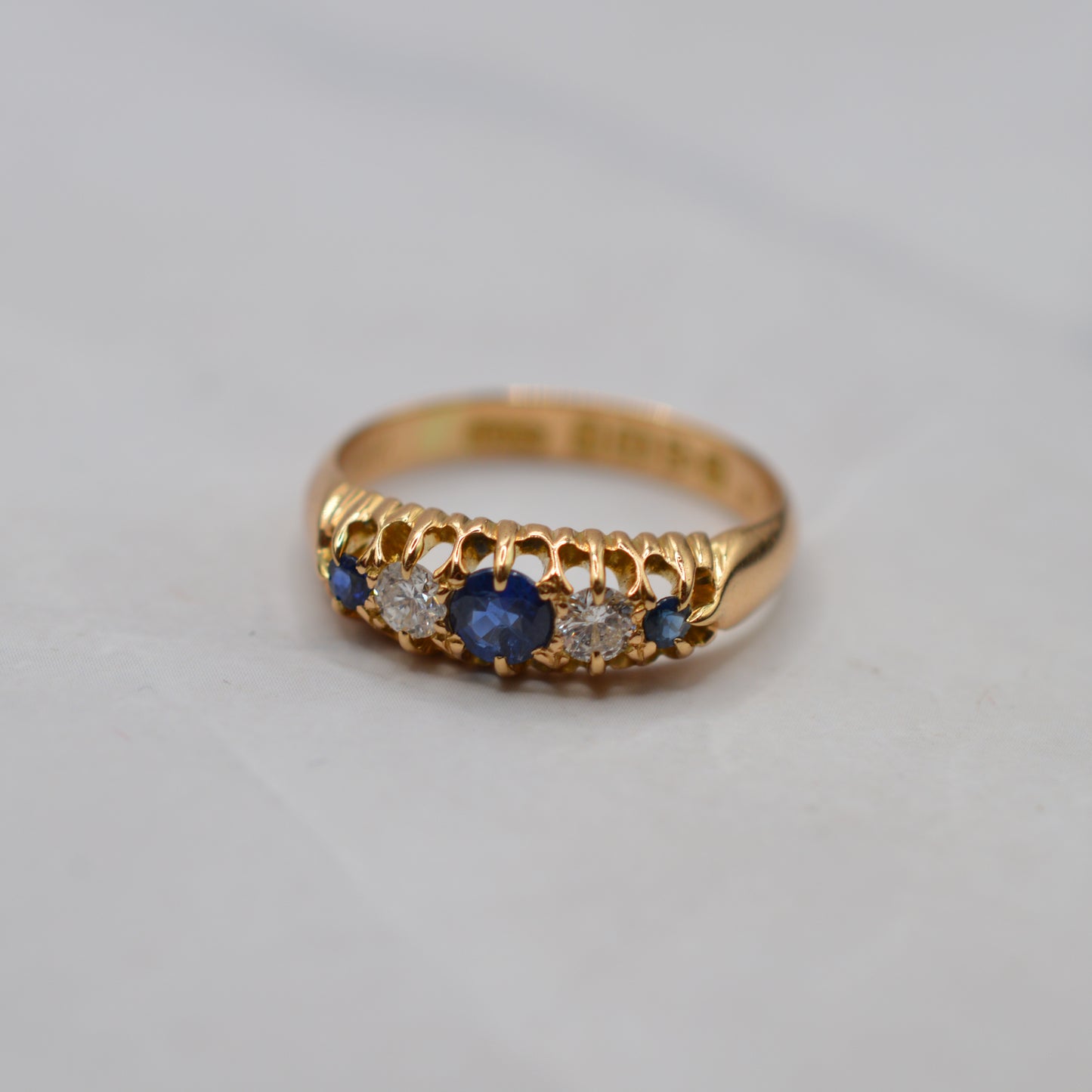 Antique Victorian 1899 18ct Gold Sapphire & Diamond Five-Stone Ring