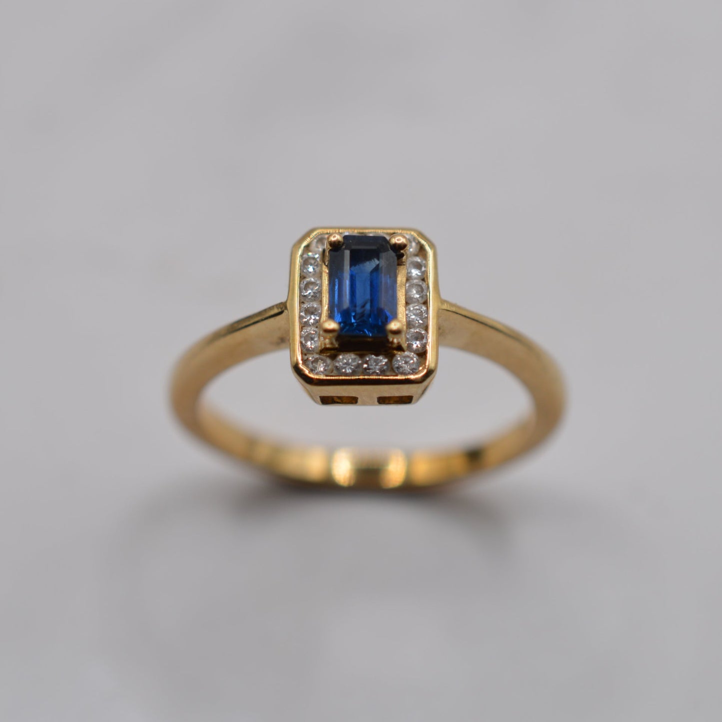 9ct Gold Sapphire & Diamond Cluster Ring