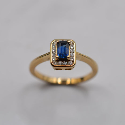 9ct Gold Sapphire & Diamond Cluster Ring