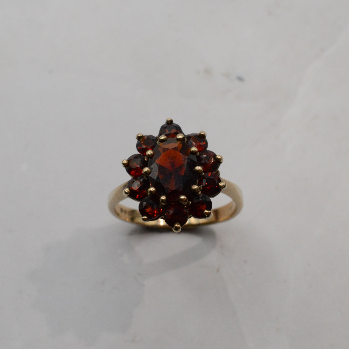1980s Vintage 9ct Gold Garnet Cluster Ring