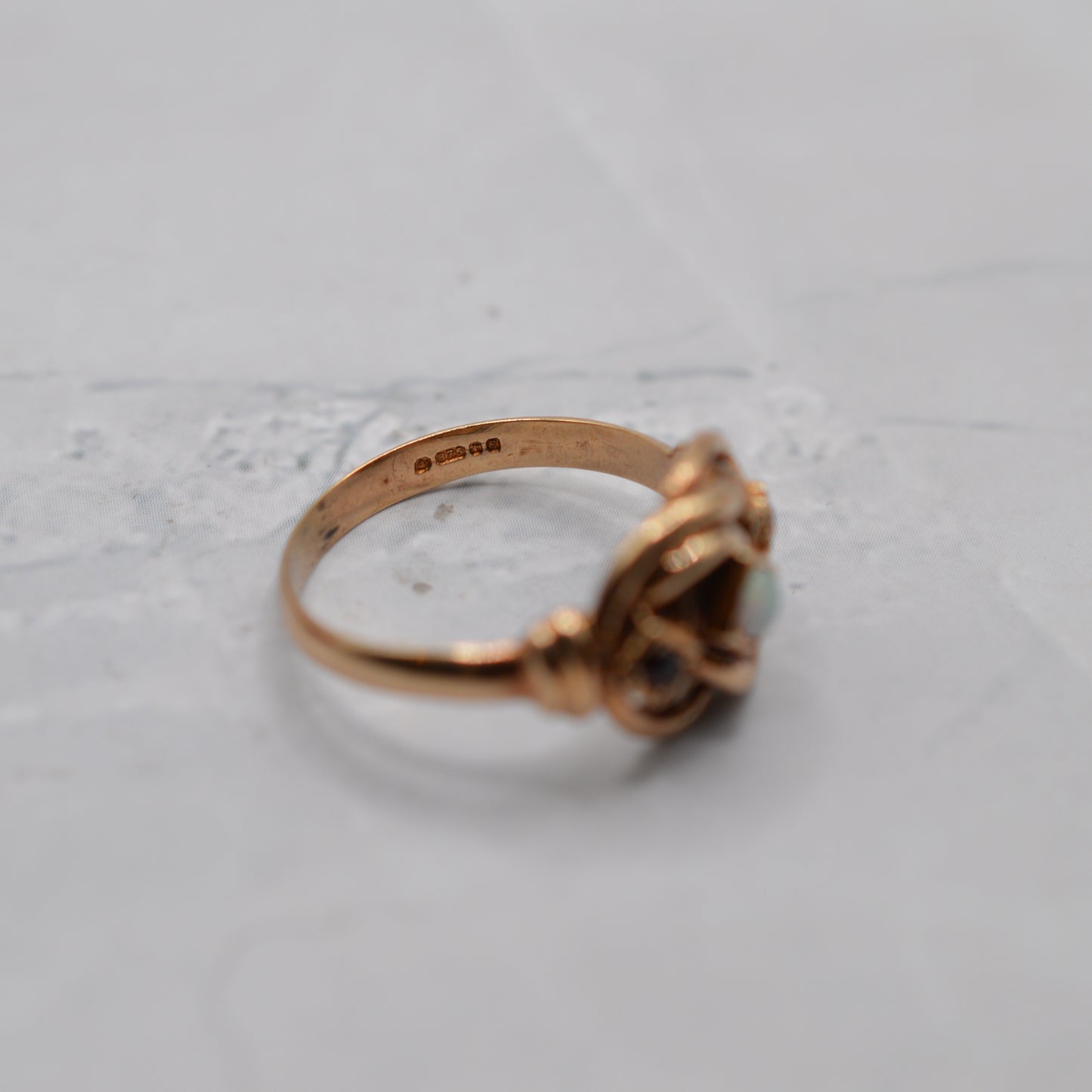 1970s Vintage Chunky 9ct Gold Opal & Garnet Knot Ring