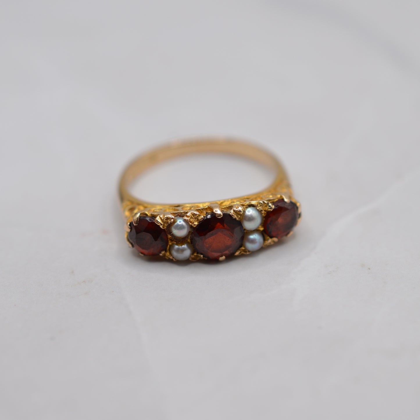 1960s Vintage 9ct Gold Garnet & Pearl Seven-Stone Ring