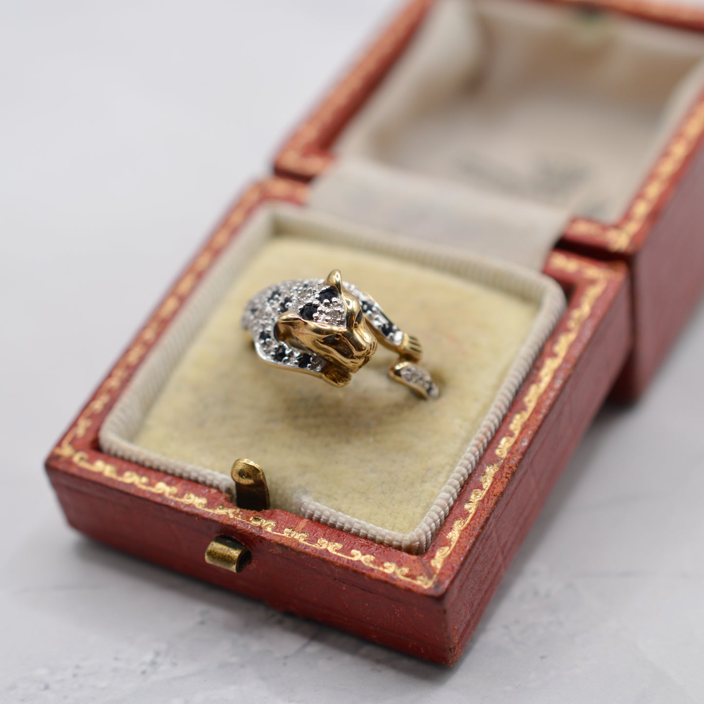 9ct Gold Sapphire & Diamond Panther Ring