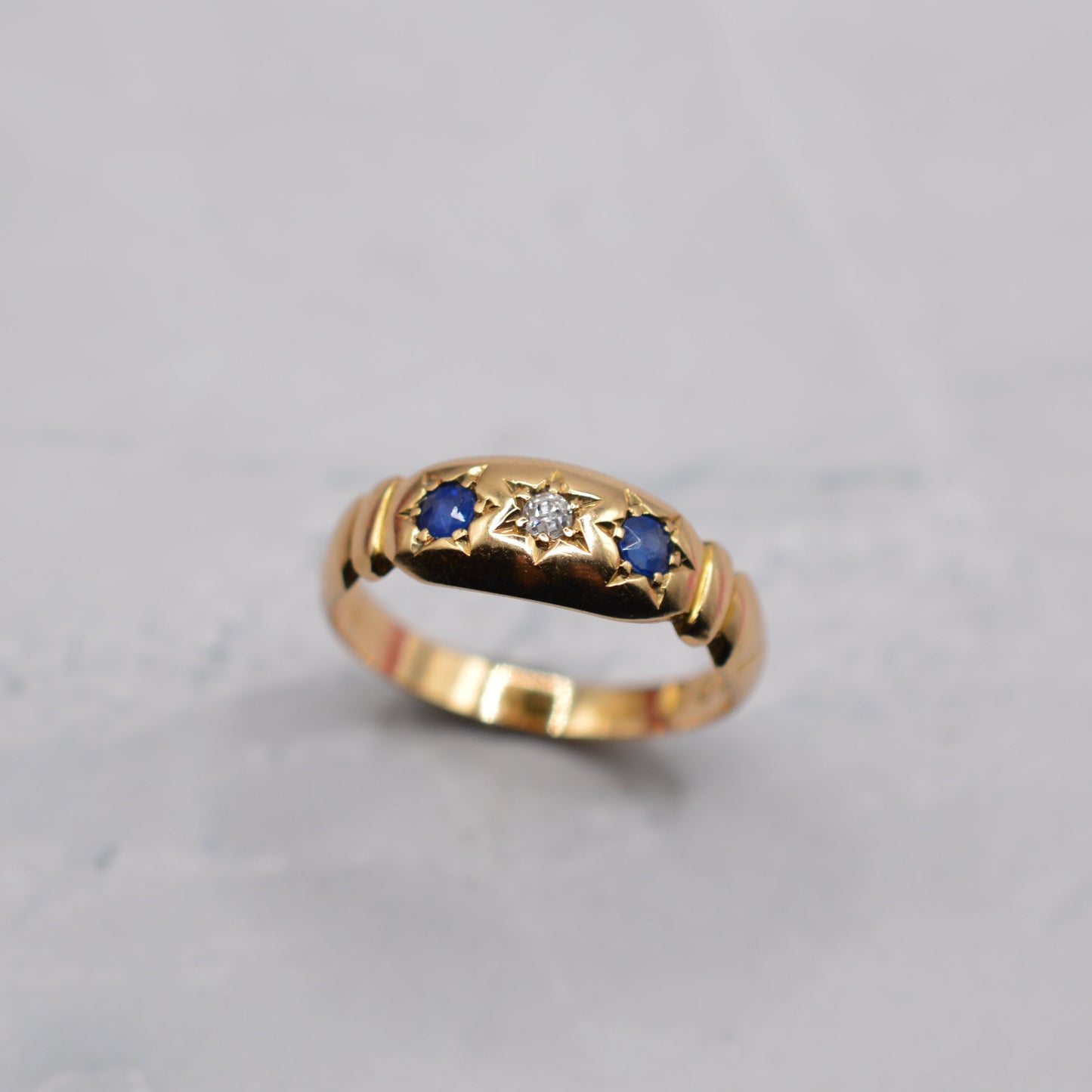 1890s Victorian Antique 18ct Gold Sapphire & Diamond Gypsy Ring