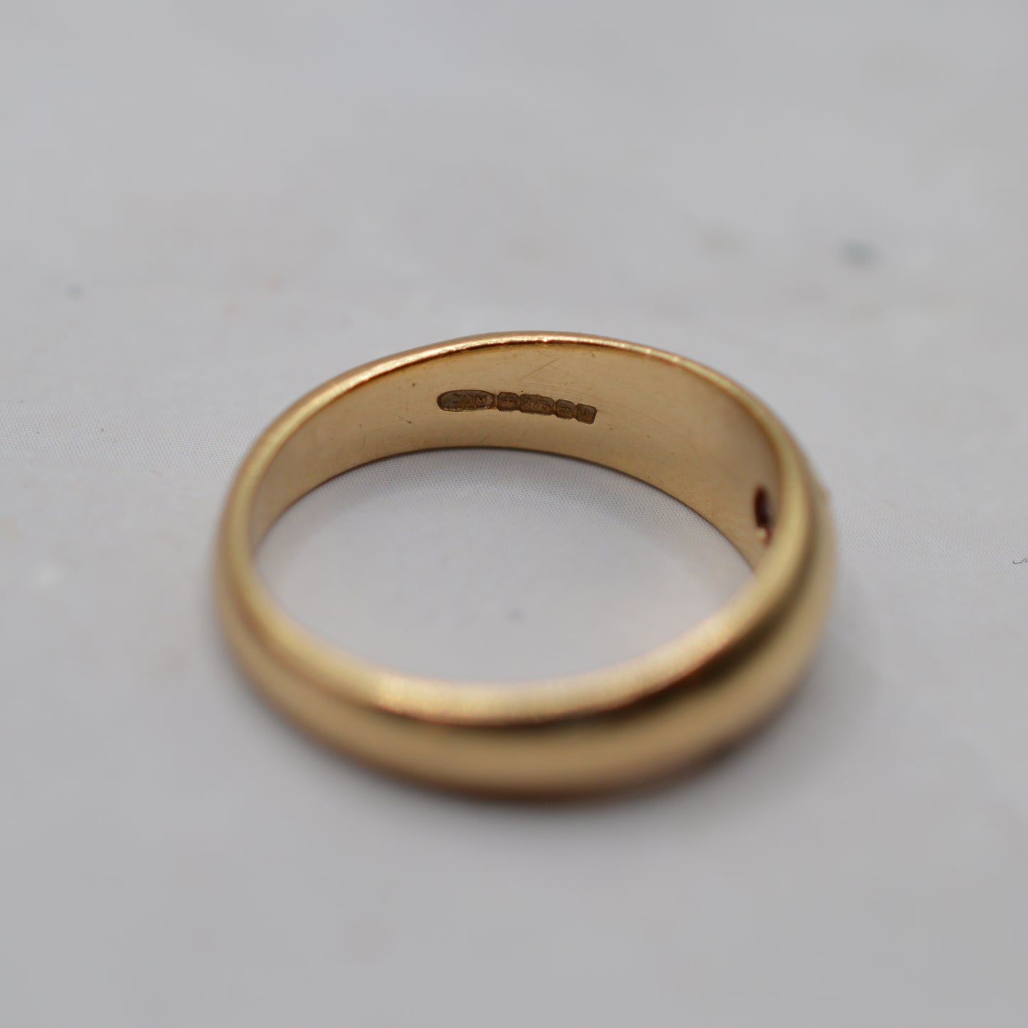 1990s 9ct Gold Ruby Dome Ring