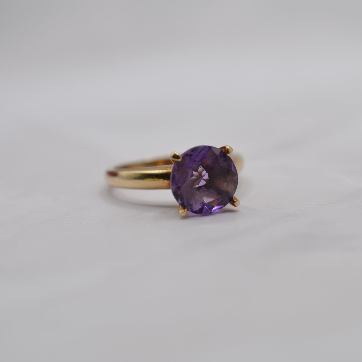Y2K 9ct Gold Amethyst Cocktail Ring
