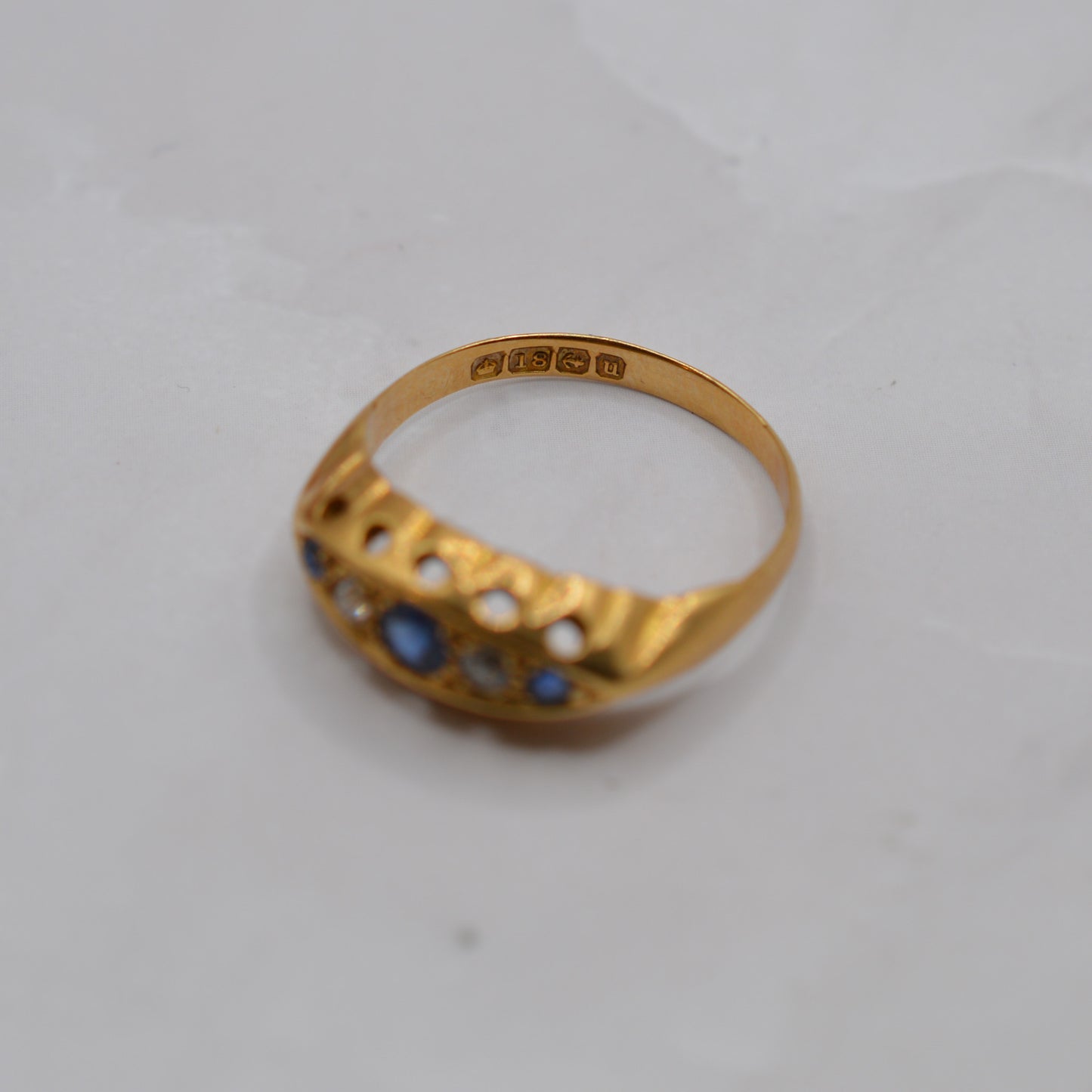 Antique 1915 18ct Gold Sapphire & Diamond Ring