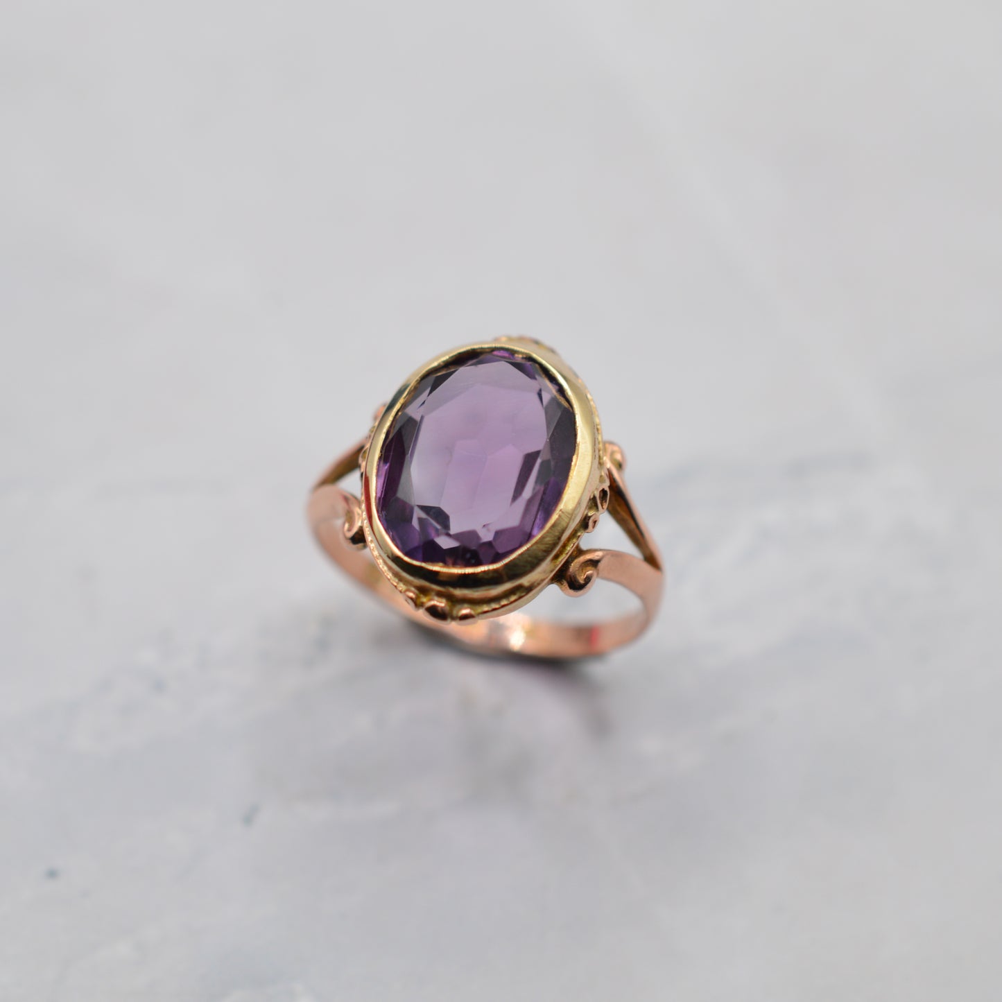 1918 Antique Art Nouveau 9ct Gold Amethyst Dress Ring