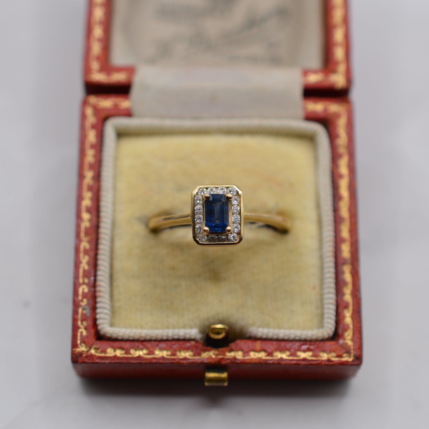 9ct Gold Sapphire & Diamond Cluster Ring