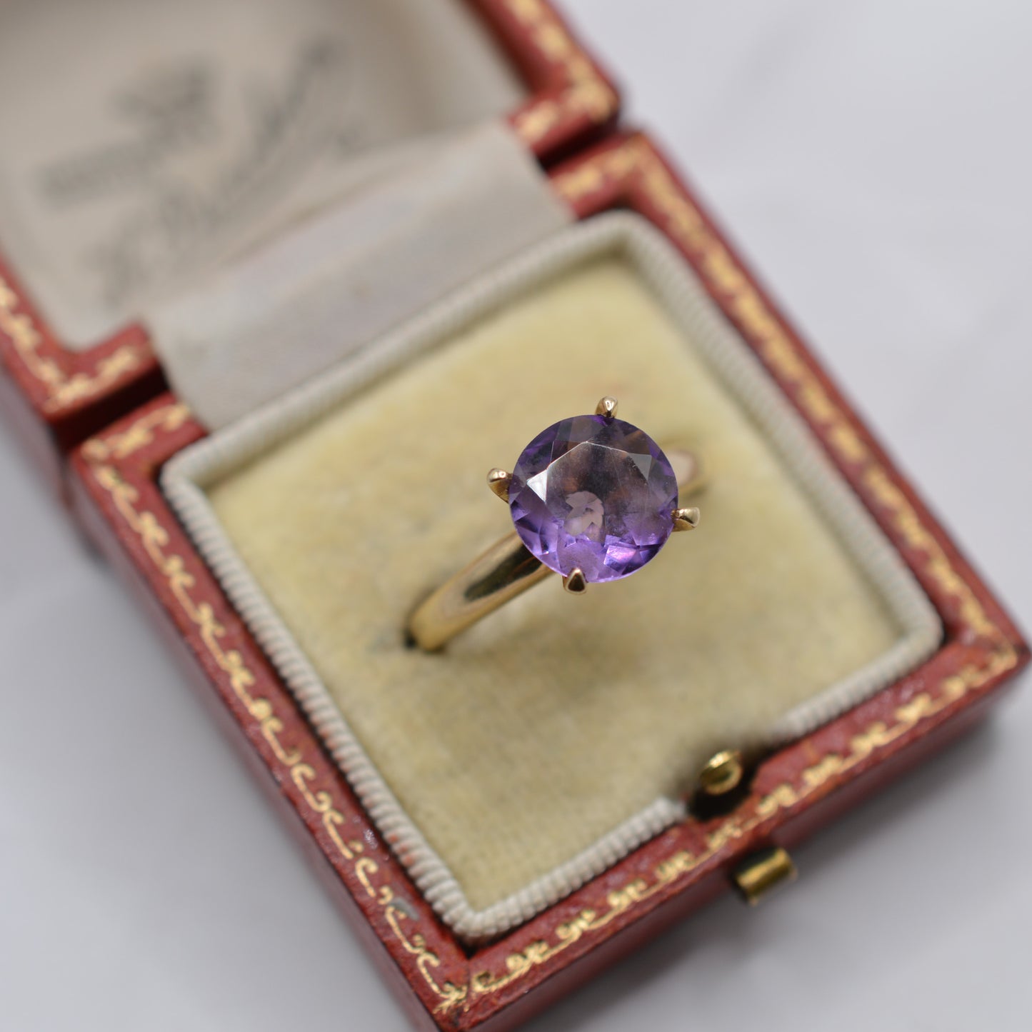 Y2K 9ct Gold Amethyst Cocktail Ring