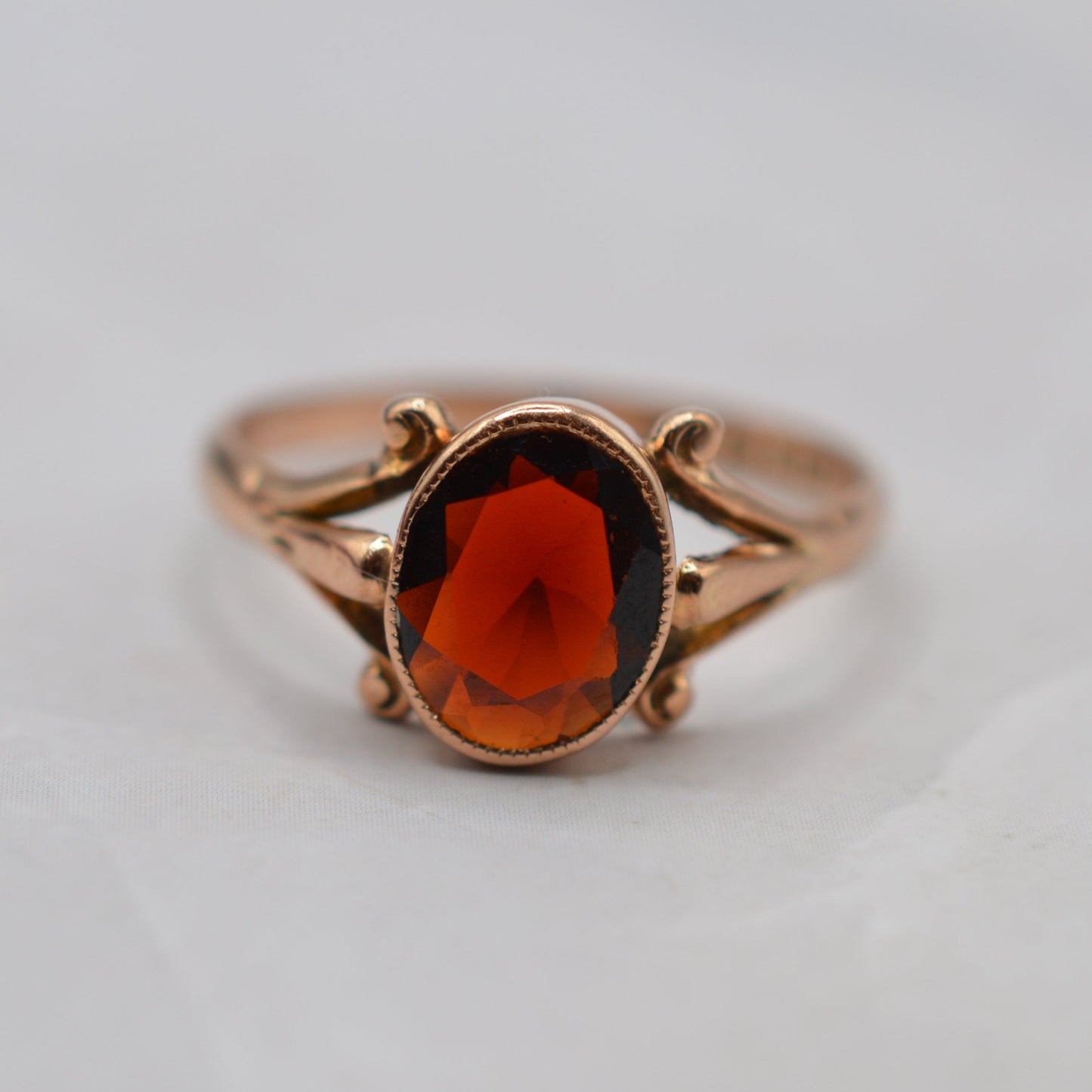 Art Nouveau Antique 9ct Gold Garnet Ring