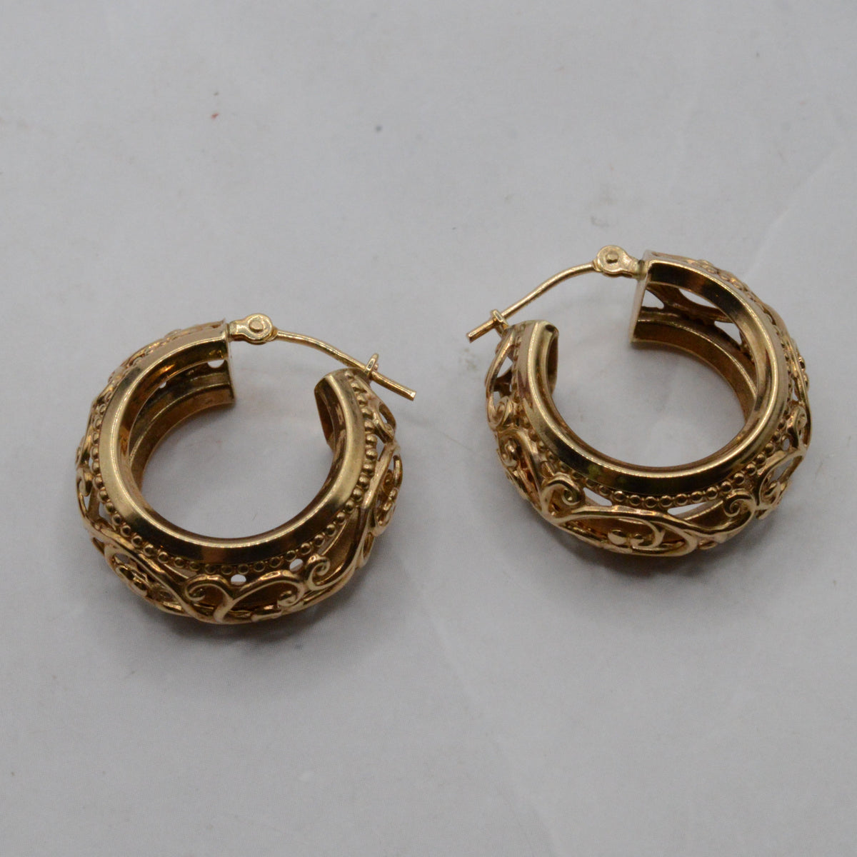 Chunky 9ct Gold Openwork Hoop Earrings