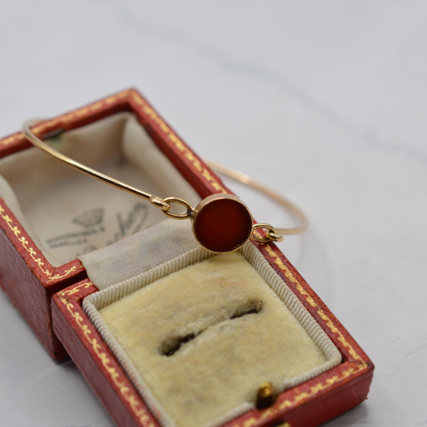 1970s Vintage 9ct Gold Carnelian Bracelet