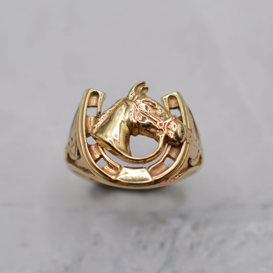 9ct Gold Horse & Horseshoe Equestrian Ring