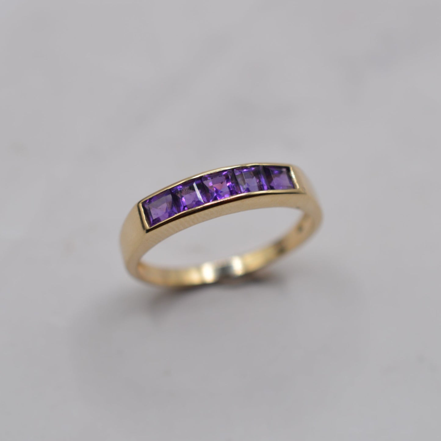 1990s 9ct Gold Amethyst Five-Stone Square-Cut Channel Ring
