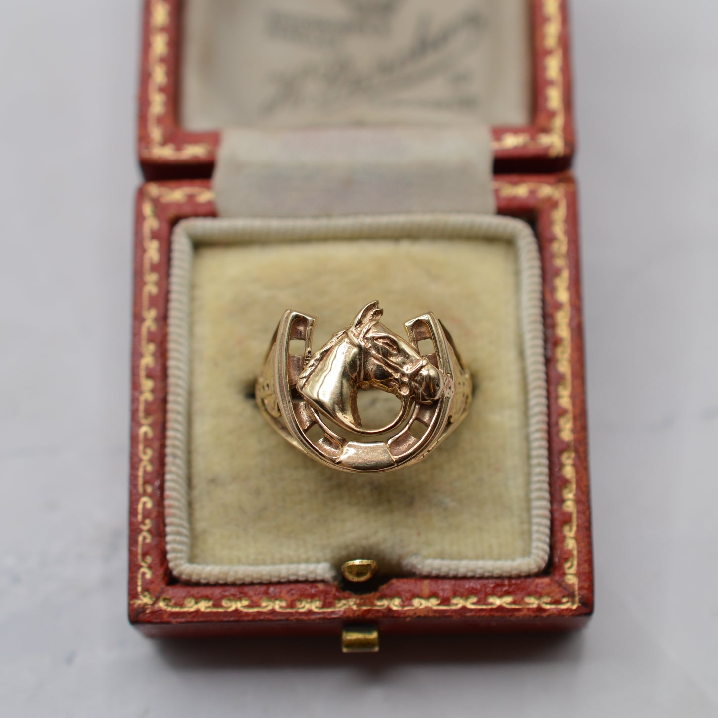 9ct Gold Horse & Horseshoe Equestrian Ring
