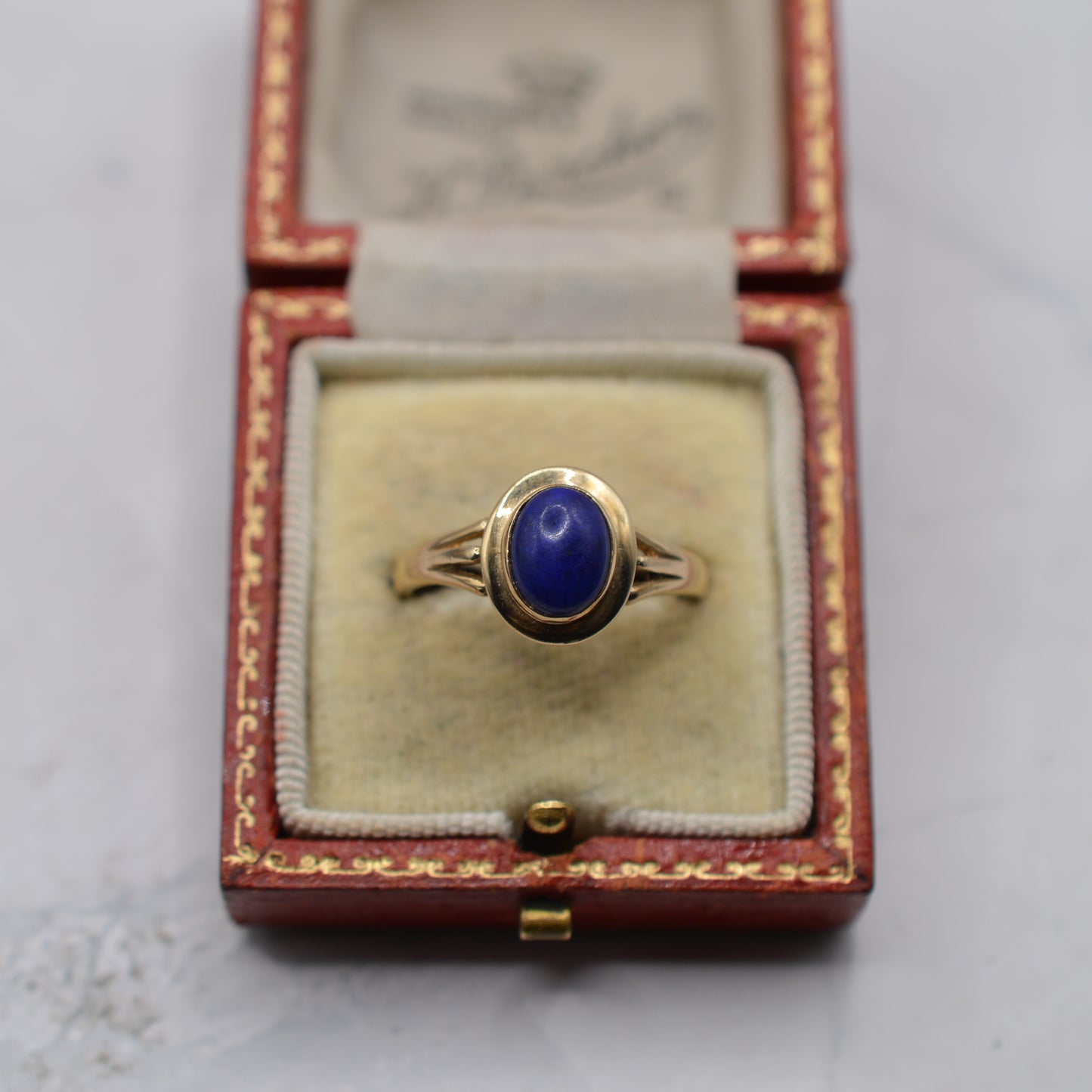 9ct Gold Lapis Lazuli Oval Ring