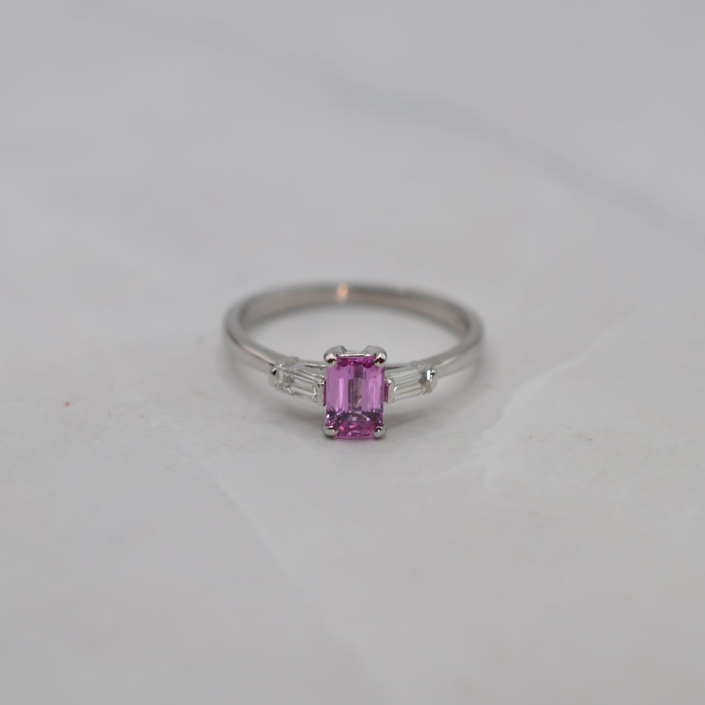 Y2K 18ct Gold Pink Sapphire & Diamond Trilogy Ring