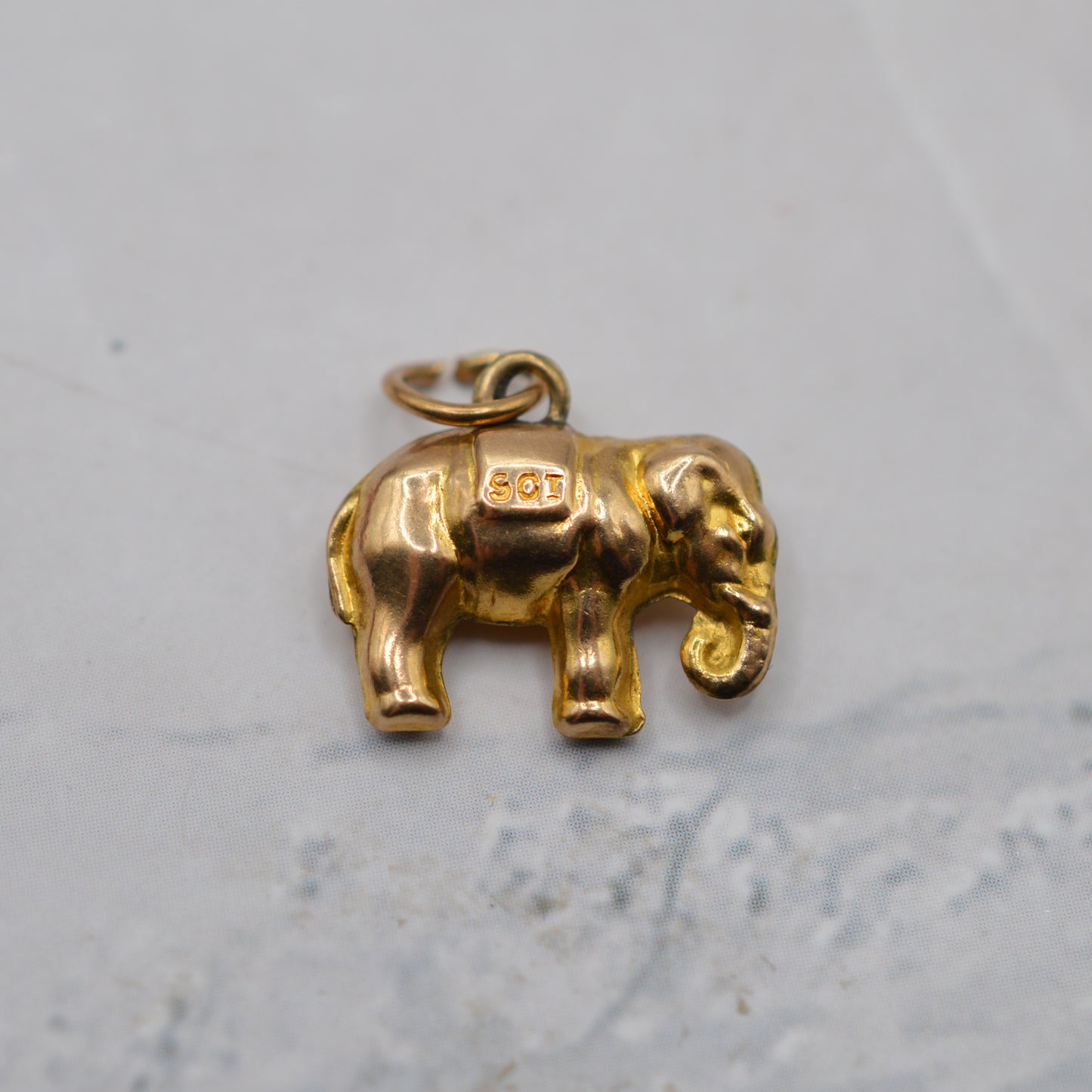 1956 Vintage 9ct Gold Elephant Charm/Pendant