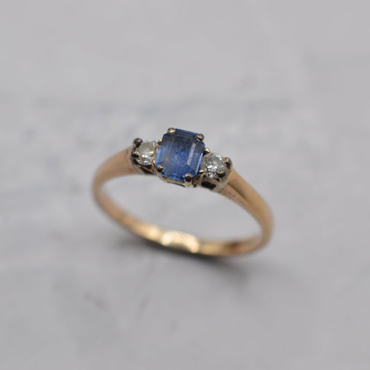 1990s 9ct Gold Sapphire & Diamond Trilogy Ring