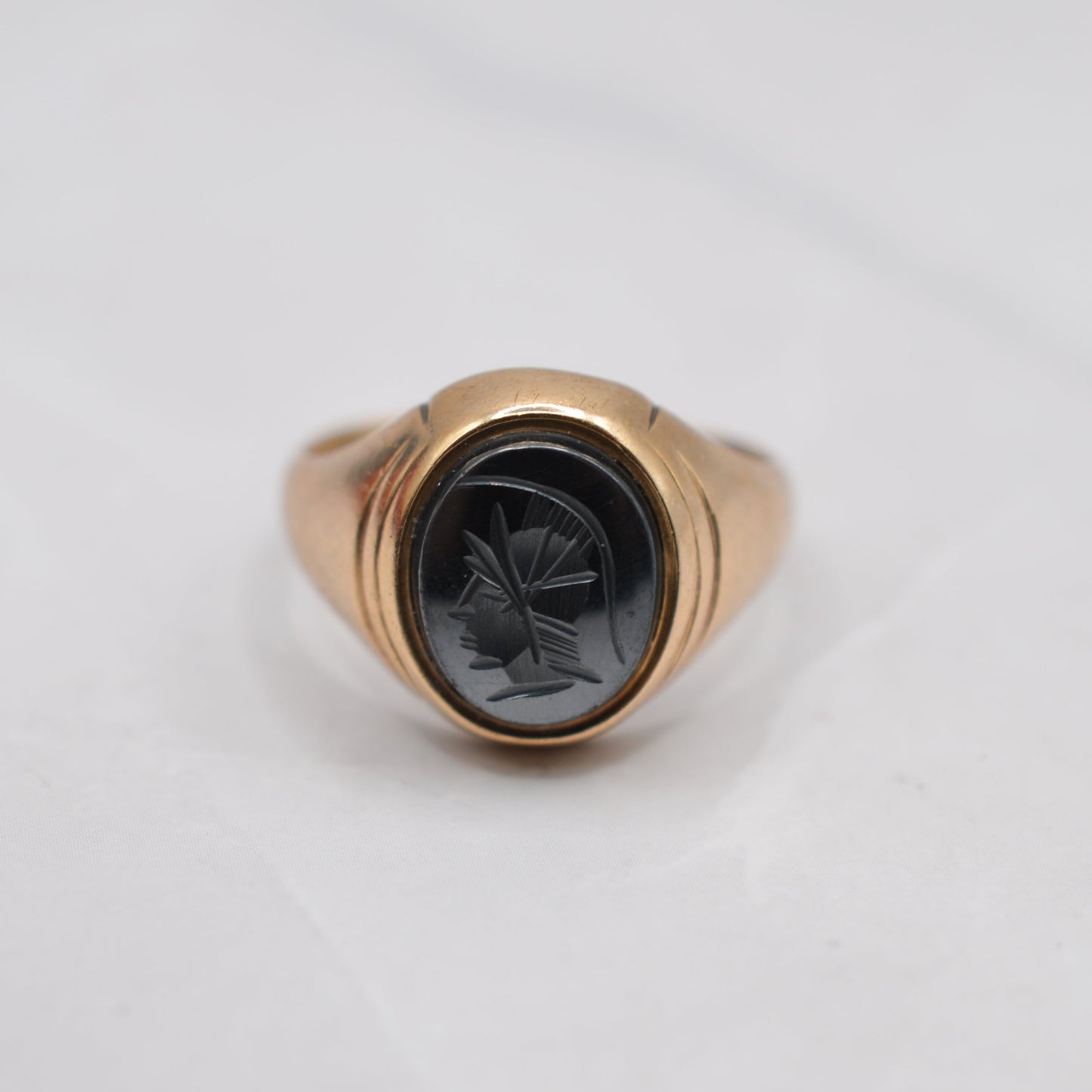Chunky 1970s Vintage 9ct Gold Onyx Roman Centurion Ring