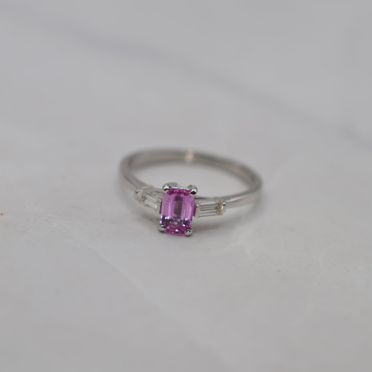 Y2K 18ct Gold Pink Sapphire & Diamond Trilogy Ring