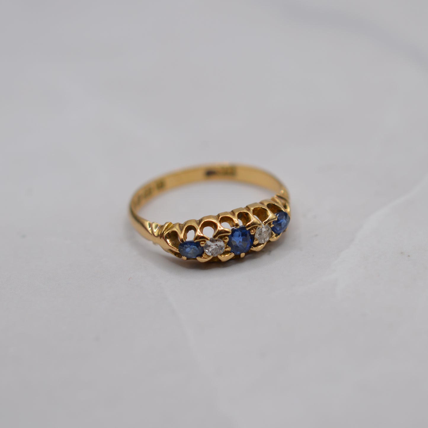 Antique Victorian 18ct Gold Sapphire & Diamond Five-Stone Ring