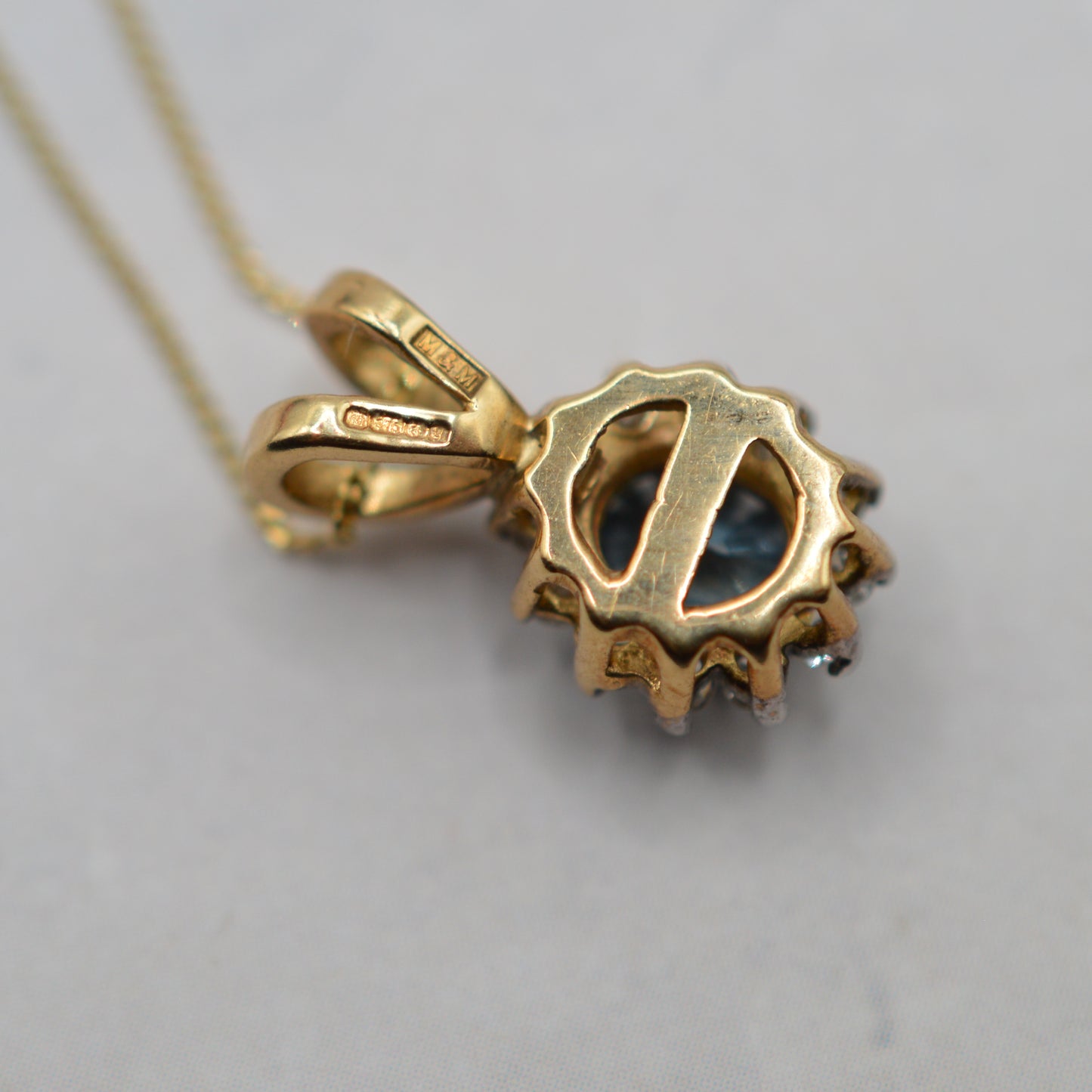 1990s 9ct Gold Sapphire & Diamond Cluster Pendant Necklace (16-18”)