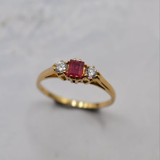 1970s Vintage 18ct Gold Ruby & Diamond Trilogy Ring