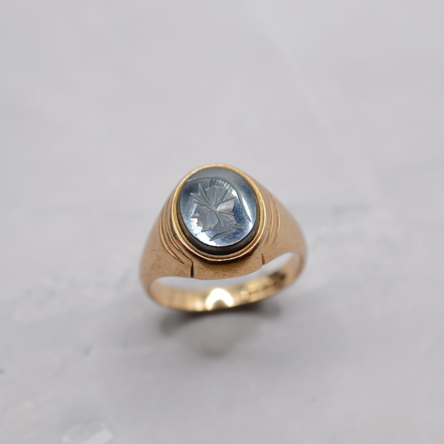 Chunky 1970s Vintage 9ct Gold Onyx Roman Centurion Ring
