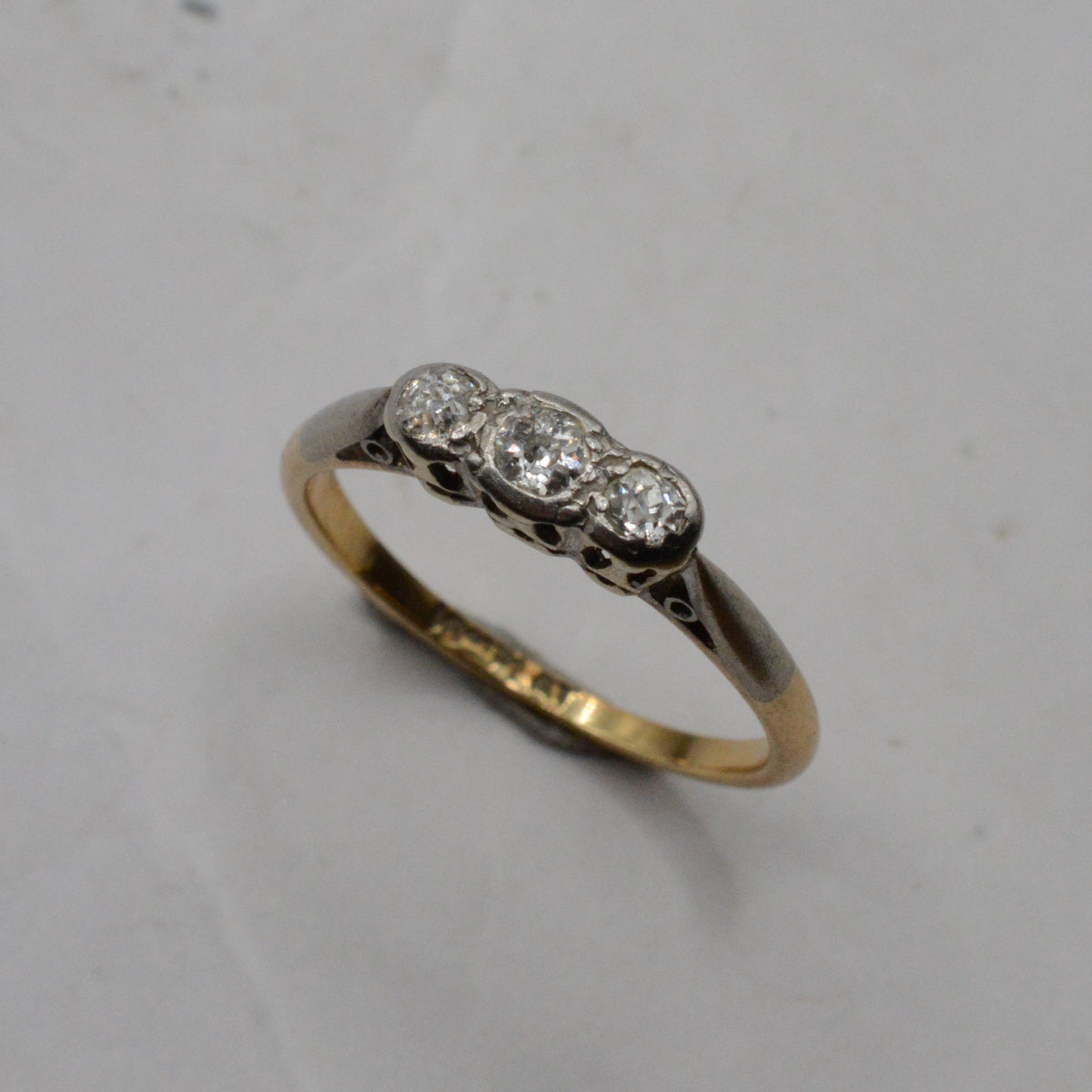 Antique 18ct Gold & Platinum Diamond Three-Stone Ring