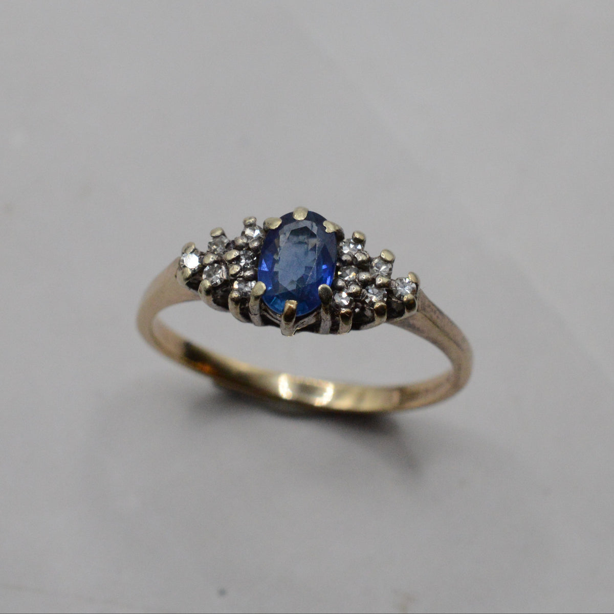 1970s Vintage 9ct Gold Sapphire & Diamond Ring