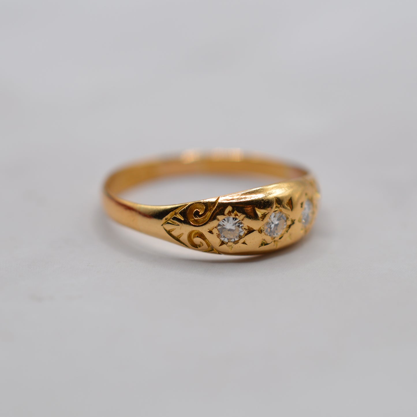 Antique 22ct Gold Diamond Gypsy Trilogy Star-Set Ring