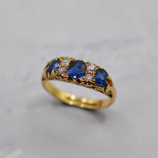 Antique Victorian 18ct Gold Sapphire & Diamond Ring