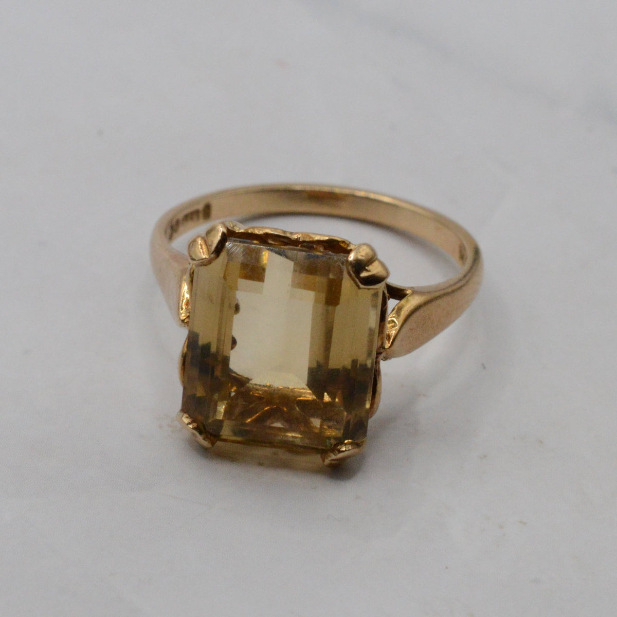 1960s Vintage 9ct Gold Citrine Dress Ring