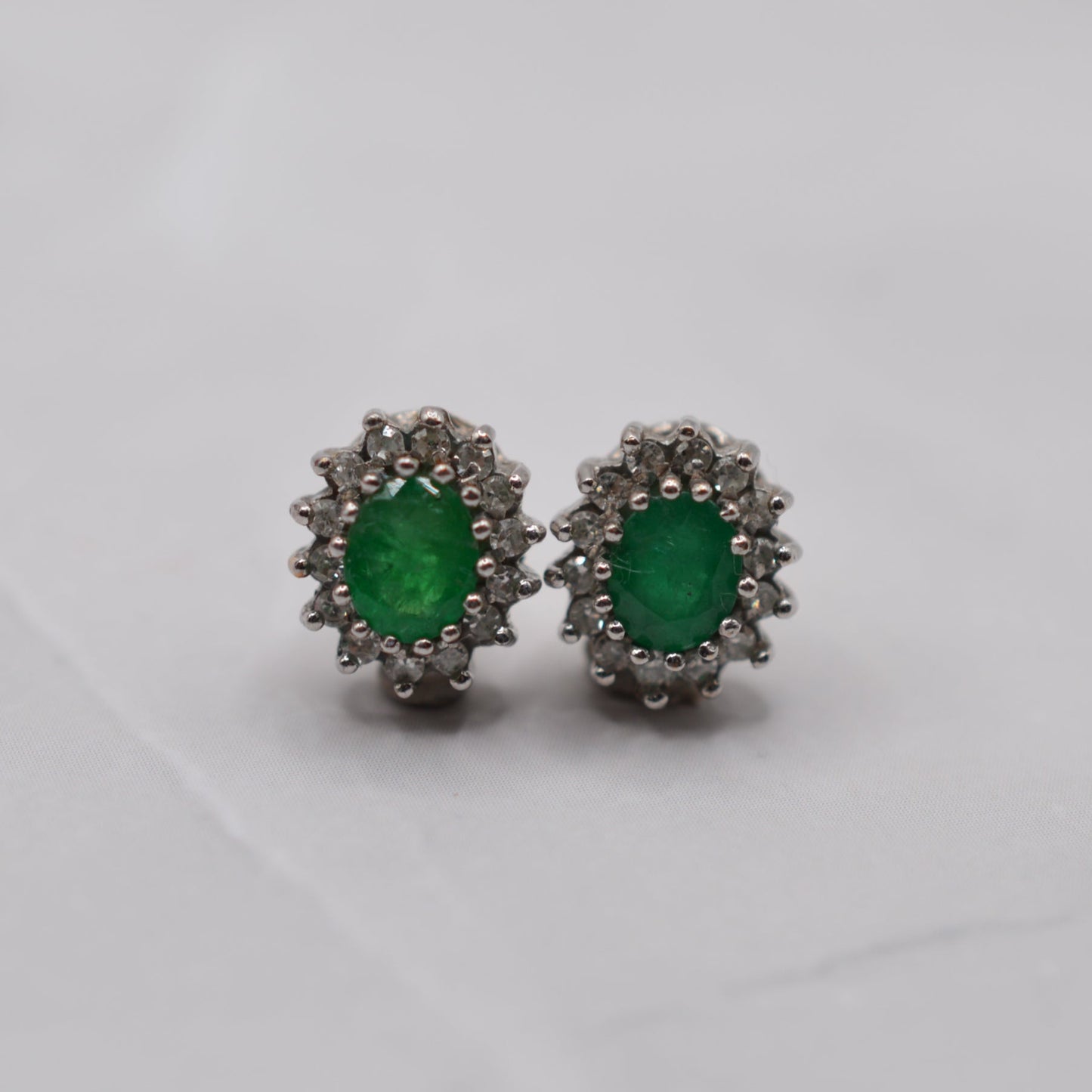 1990s 9ct Gold Emerald & Diamond Cluster Stud Earrings