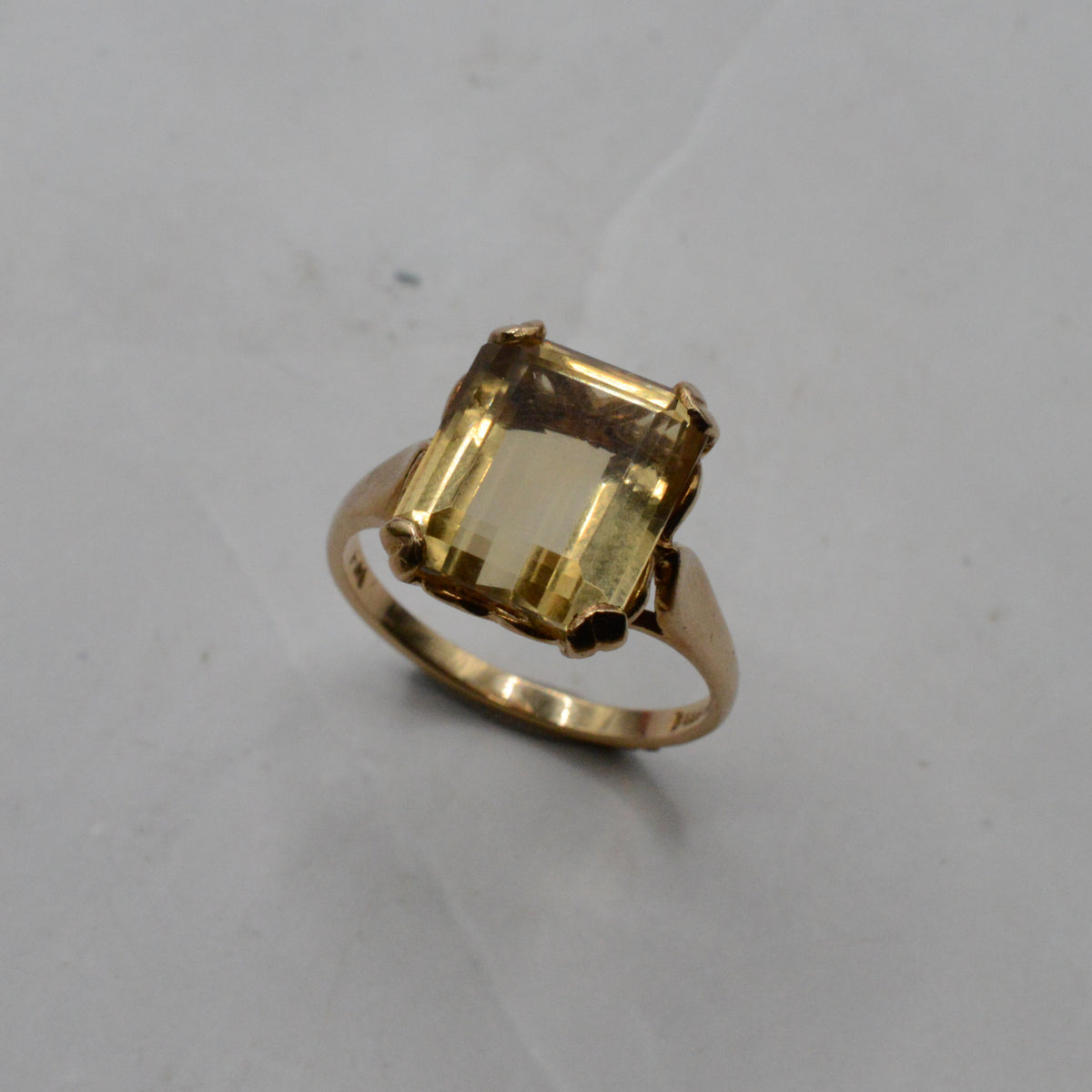 1960s Vintage 9ct Gold Citrine Dress Ring