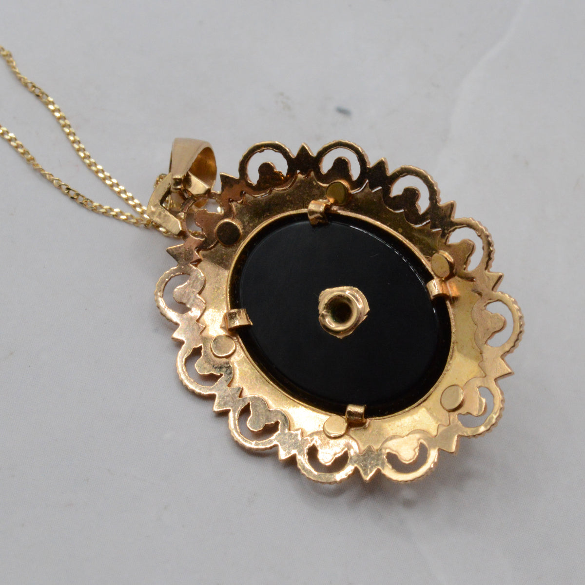 Large Mid-Century French 18ct Gold Vintage Onyx & Pearl Pendant Necklace (16”)