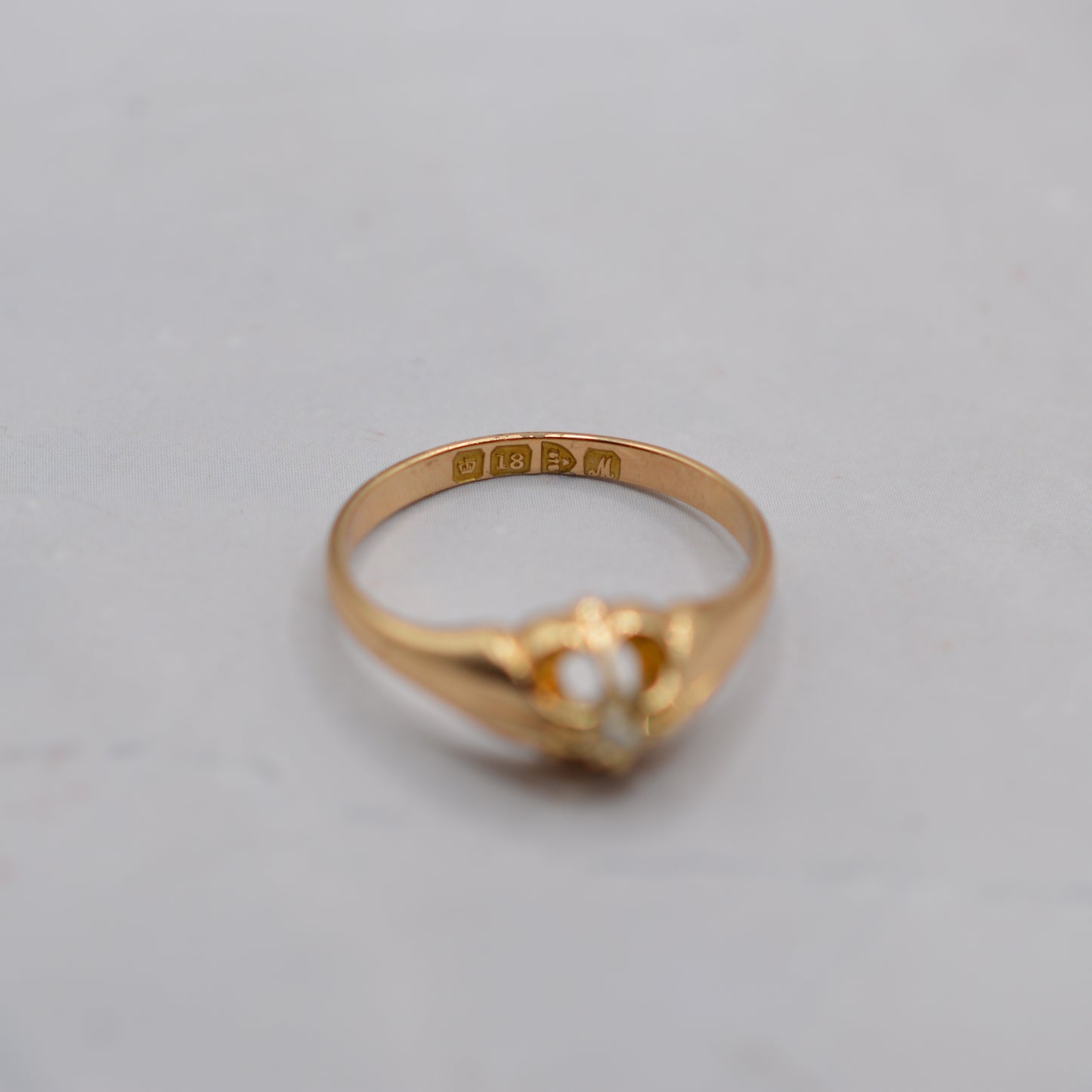 Antique 1912 18ct Gold Diamond Unisex Belcher Ring