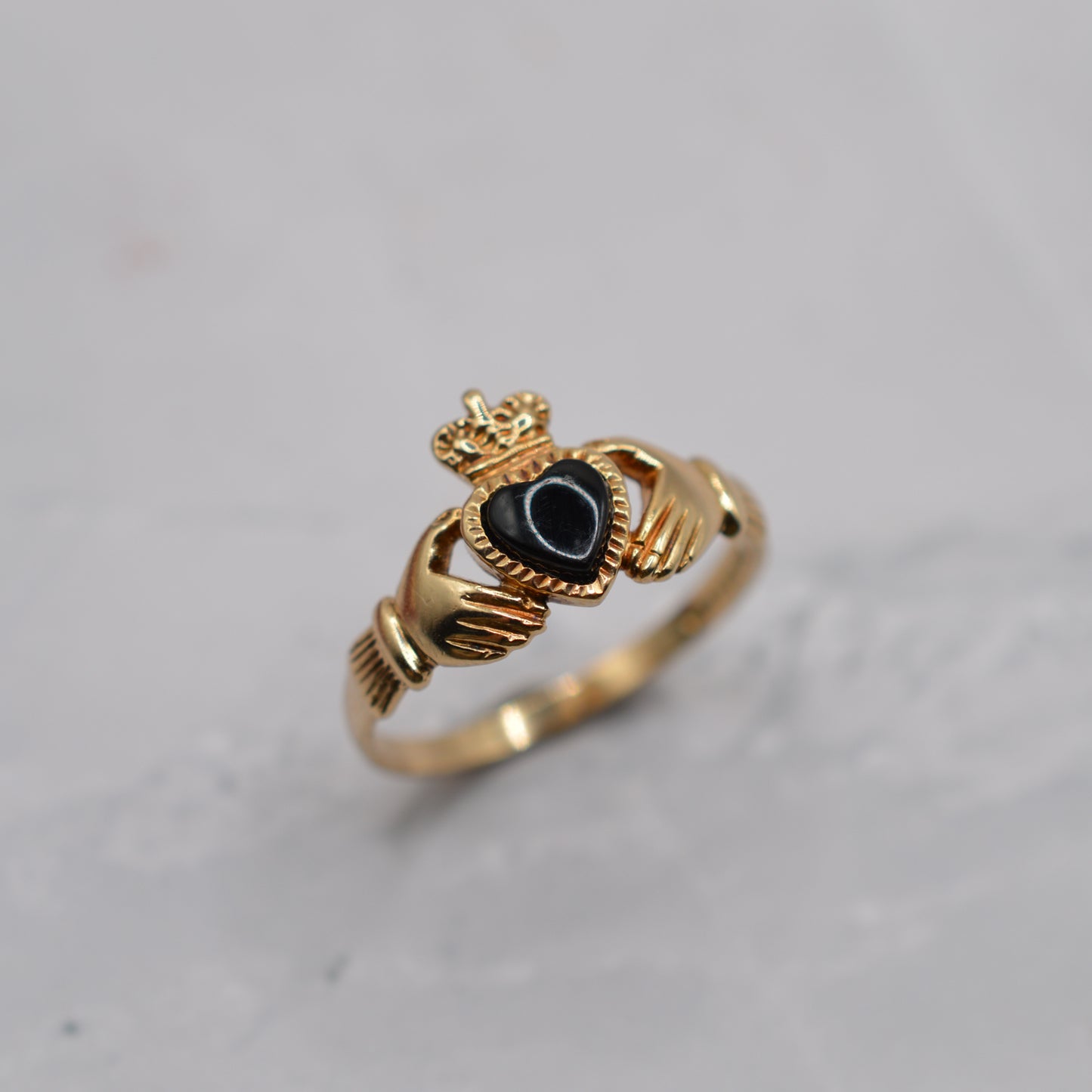1990s Vintage 9ct Gold Onyx Heart Claddagh Ring