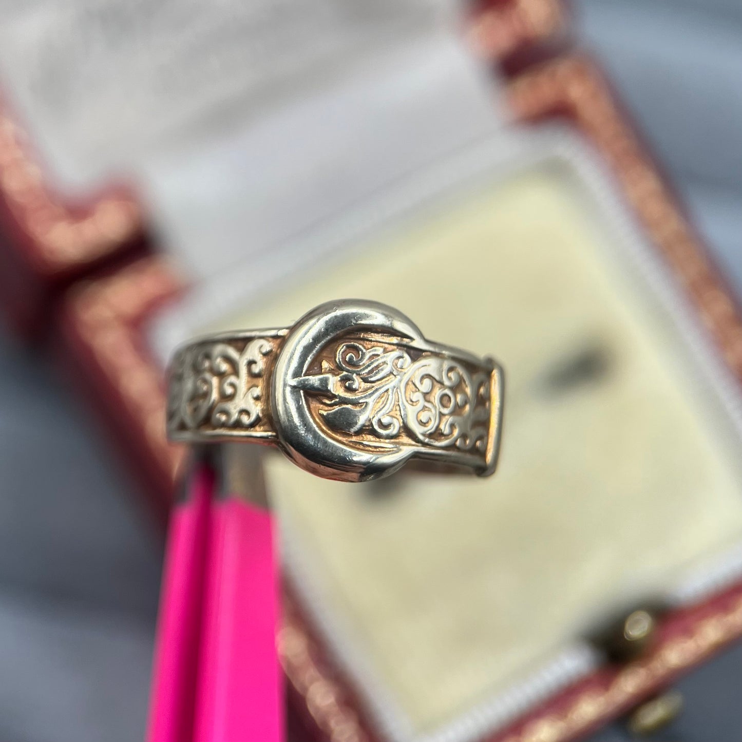 1980s Vintage 9ct Gold Buckle Ring