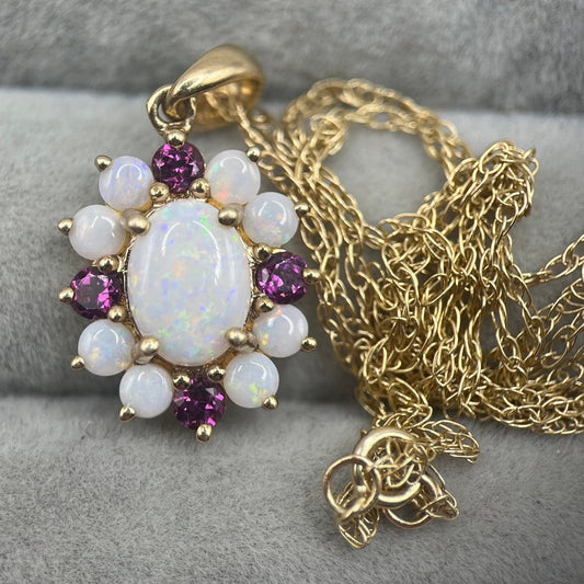 Y2K Vintage 9ct Gold Opal & Garnet Cluster Pendant Necklace