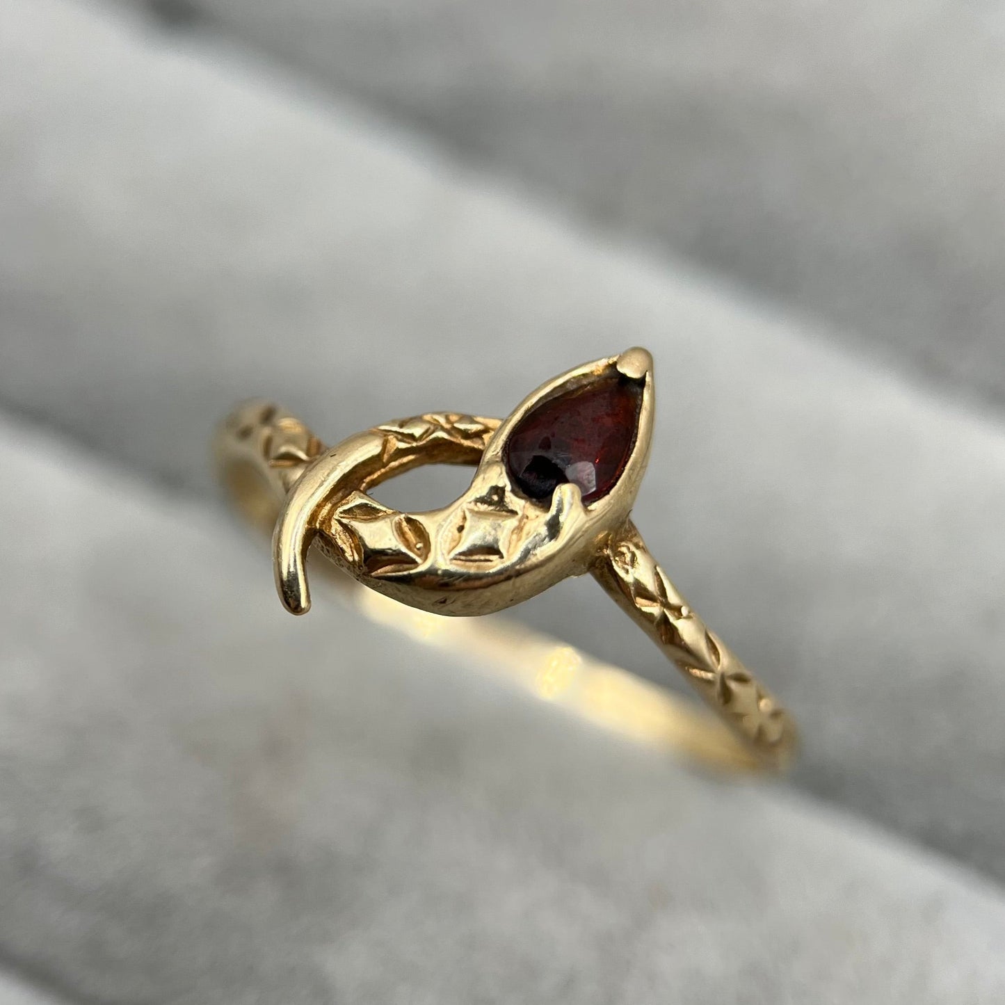 1980s Vintage 9ct Gold Garnet Snake Ring